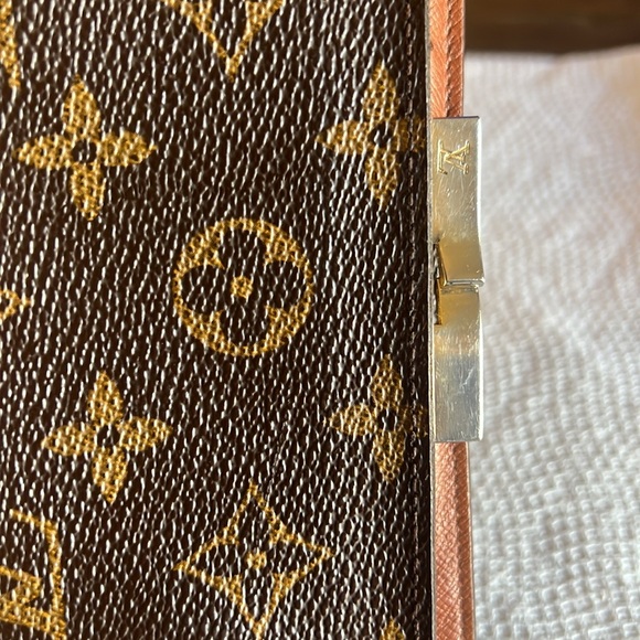 Authentic Louis Vuitton Wallet - Picture 9 of 9